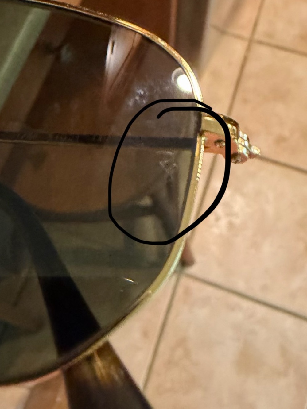 New in Box Polarized Hexagonal Gold Ray Bans - Picture 8 of 8